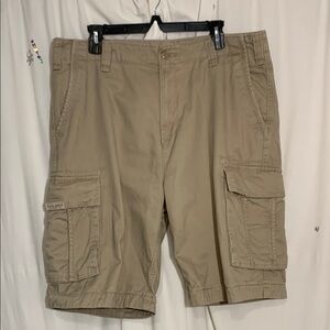 NAUTICA Men's khaki Cargo Shorts 36W